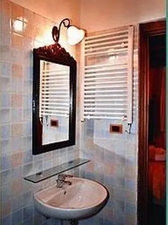 Alojamento de Acomodação e Pequeno-almoço Dal Moccia 4*