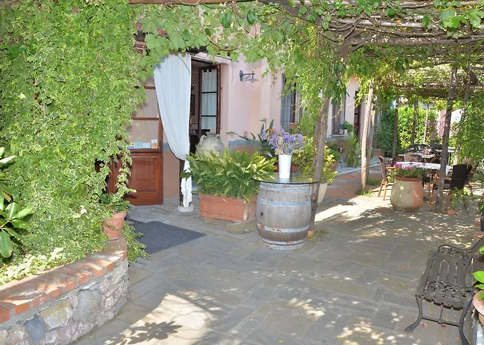 Dal Moccia Bed & Breakfast 4*